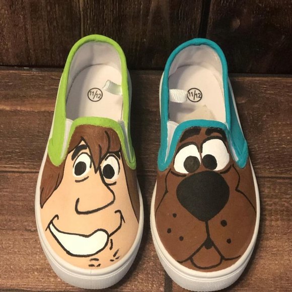 Custom Vans - Picture 4 of 11